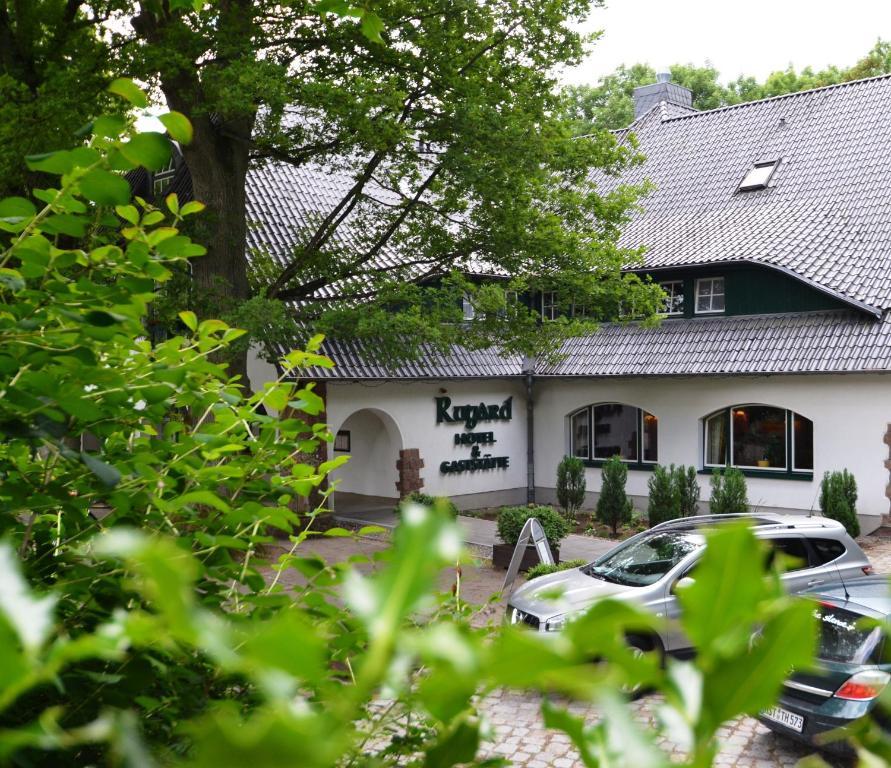 Hotel Am Rugard Берген-ауф-Рюген Экстерьер фото